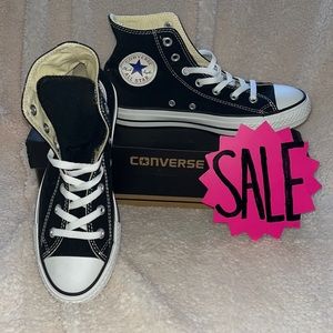 NWT ALL STAR HIGHTOP WOMENS SNEAKER BLACK SIZE 8